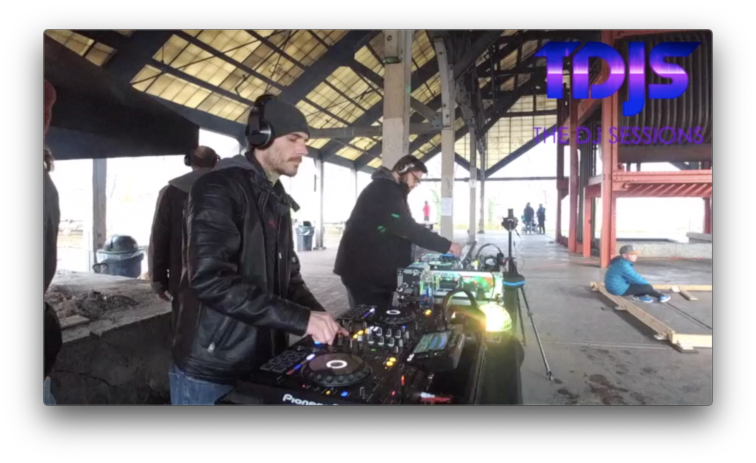 DJ Shaggy on the dj sessions silent disco sundays seattle gasworks park