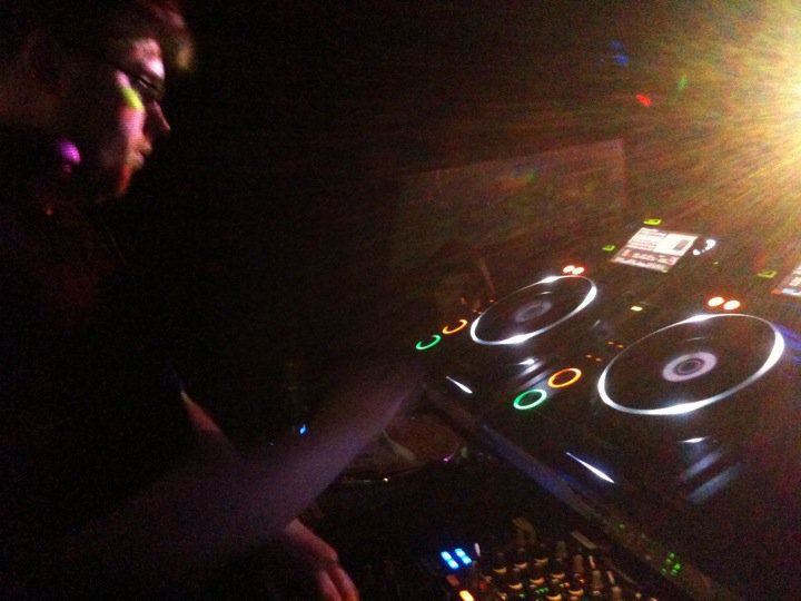 machine_logic - Resident DJ on The DJ Sessions