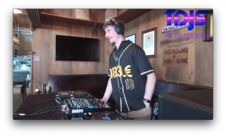 DA33L€ on the ”7B‘s Brunch” Sessions presented by The DJ Sessions at the Queen Anne Beer Hall 8/7/21